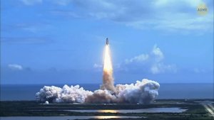 Риск попадания космического мусора в самолеты растет. Сколько времени пройдет, когда это случится?