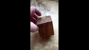 Квадратная шкатулка из шпальтованного бука