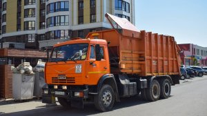 Мусоровоз МКМ-4705-01 (МК-4453-07) на шасси КамАЗ-65115-62 (Н 111 УА 22) / Kamaz garbage truck.