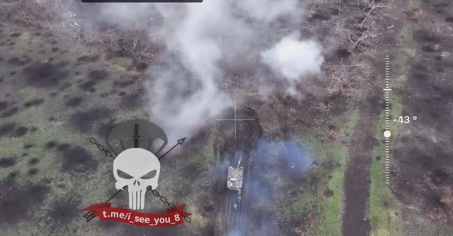 Эвакуация раненного бойца ВС РФ под огнём и прямо с позиций ВСУ.