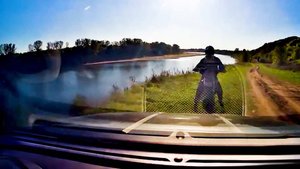 "Возят на процедуры в инвалидной коляске": внедорожник сбил ребенка на питбайке