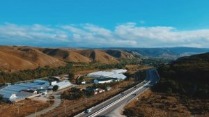 В моменте…дорога и горы.