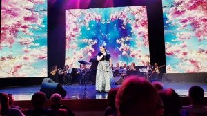 "Подарите женщине любовь!" Ирина Крутова и Ансамбль "Россия" им.Л.Г.Зыкиной, А.Аверкин, Ю.Гарин