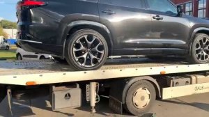 Новый Lexus TX 500h F-SPORT отправляется к своему счастливому владельцу