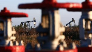 В ЕС заявили об абсурдности запрета закупок российской нефти
