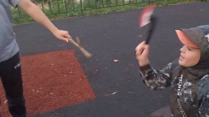 Голубь против гнома