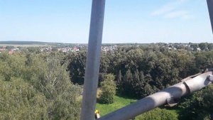 г. Шуя, Ивановская область, Россия. Колесо обозрения. Городской парк культуры и отдыха. Июнь 2025 г.