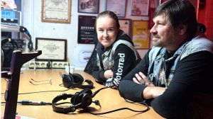 Из Находки в Петербург - в студии мотоциклисты Герман Титов и Ирина Петрова.