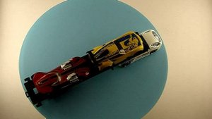 ПИКАП С 2 СПОРТКАРАМИ