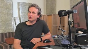 Комната для записи и комната для прослушивания - это разные комнаты!!!