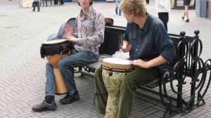 Виртуозная игра барабанщиков, африканские ритмы в Челябинске.