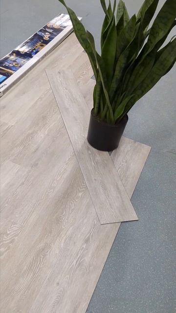 Клеевой кварцвинил Tarkett Lounge Sparckle - большой формат. Новинка 2025 смотреть онлайн