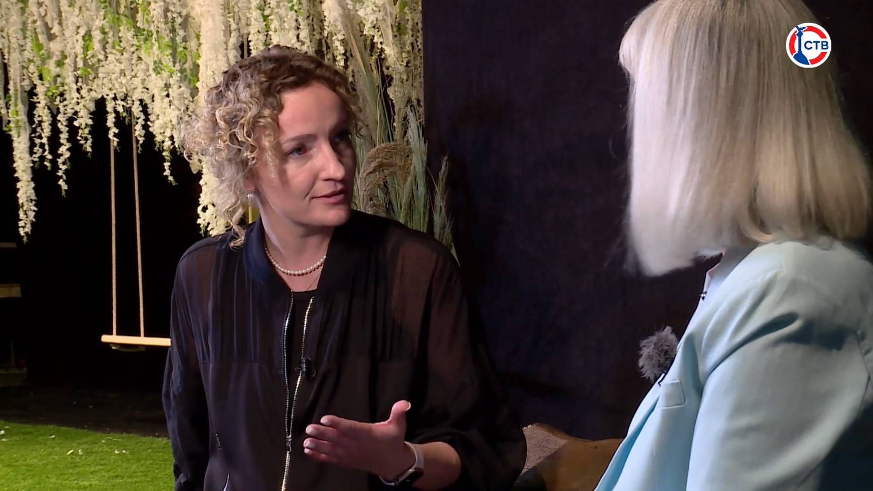 Анна Котова о постановке спектакля «Горько» (Культурная среда. 19 сентября 2025)