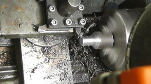 точил варил и шпулю получил