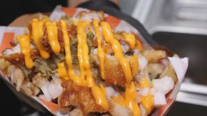 Лучшая картошка фри! 9 соусов, неограниченное количество заправок и бомба из топпингов!