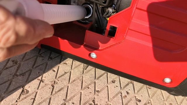 заливка масла Инверторный бензиновый генератор FLEXGEN FG1400i смотреть онлайн