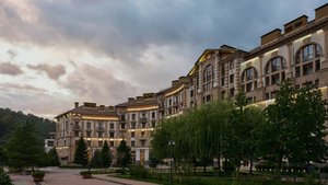 ЭКСКЛЮЗИВ! АПАРТАМЕНТЫ В САМОМ ЦЕНТРЕ КРАСНОЙ ПОЛЯНЫ!!! Поляна Руж 540 (Polyana Rouge 540)