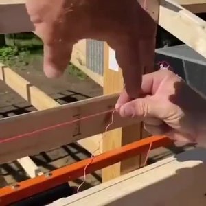 Натягиваем шпагат.