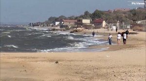 Голубицкая Азовское море Молодёжный пляж сегодня 19 сентября 2025. Погода в Голубицкой сейчас