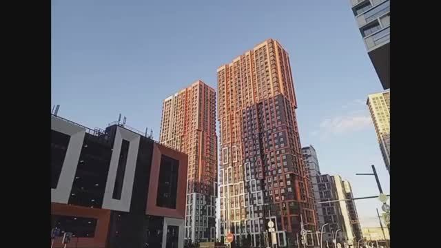 У станции метро «Аминьевская». Московская осень.