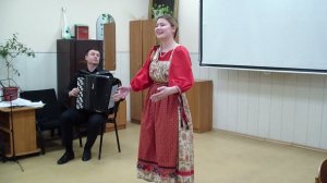 Софья Полухина "Я не спала, не дремала" и "Скучно- грустно".