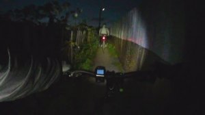 Вело-прогулка по кустам, болотам, озерам, бомж тропам, садам