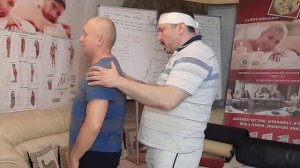 Мануальная правка позвоночника стоя. Обучение Мануальной Терапии у Олега Гудвина в "Альфа-ТОП".