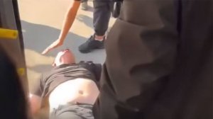 Безбилетников из Барнаула обвинили в покушении на убийство водителя автобуса