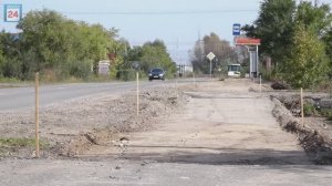 Создан для безопасности: новый пешеходный тротуар обустраивается в Абакане на улице Высоцкого