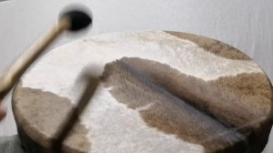 Шаманский бубен с шерстью и рукоятью 50 см