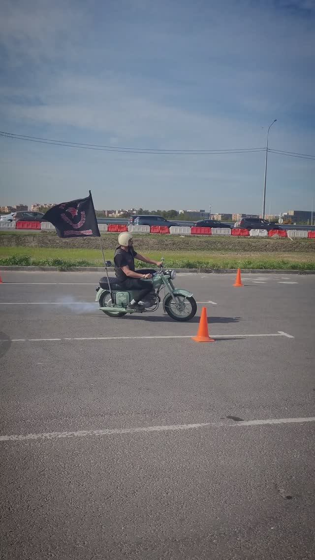 Старая и современная эпохи мотоциклизма смотреть онлайн