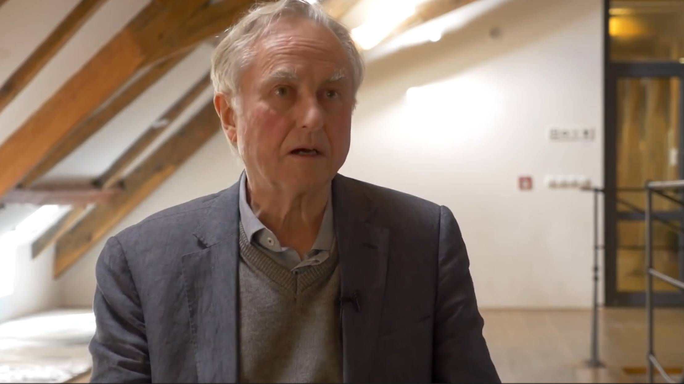 Устойчивые эволюционные стратегии