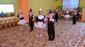 2018 год средняя группа пингвины