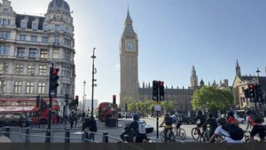 The Telegraph сообщила об увеличении дефицита бюджета Британии до £18 млрд