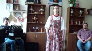 Т. Волкова. "А любовь- то лебедем" 2015г