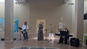 Цветные сны (музыка: Максим Дунаевский, слова: Наум Олев, из к/ф "Мэри Поппинс, до свидания")