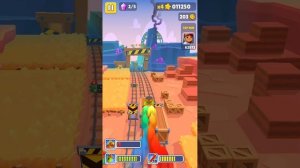 Я играю в Subway Surf
