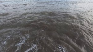 Новый Афон штормовые волны на море