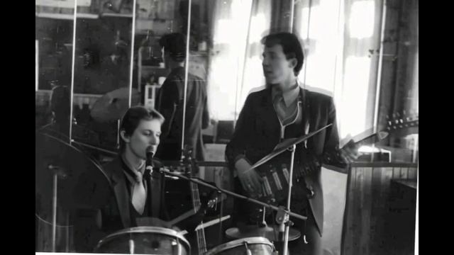 ОЖИВШИЕ ФОТО ВИА ВЕРТИКАЛЬ смотреть онлайн