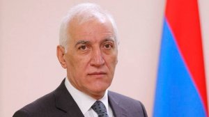 Президент Армении Хачатурян уволил командующего погранвойсками