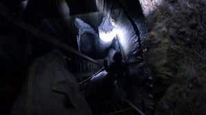 Шахтный ствол глубиной 1300!!! Спуск на -90 |BB|