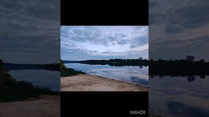 Осень наверное все таки вступает в свои права. Погода портится. Небо становится пасмурное, серое, тя