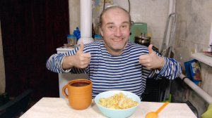 обед с Рыжулей. у меня новостей со всех областей. мукбанг. обжор. еда на камеру. диета. шизофрения.