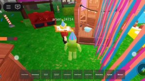 играю в 99 ночей в лесу в ROBLOX