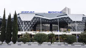 Самолет рейса Стамбул – Казань сел в Сочи из-за авиадебошира, он задержан