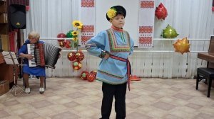 "Вдоль да по речке" русская народная песня.  Исполняет Кобышев Павел.