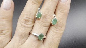 Комплект с изумрудами Кольцо 17,5 размера Серебро 925 пробы Английский замок ХХХ168