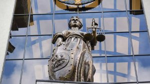 Признавшую вину по делу о поставке сухпайков МО будут судить отдельно