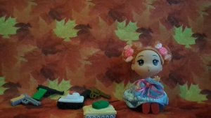 Обзор на Ластики и маленькую Куколку в виде брелка