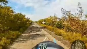 Оператор нашего дрона на оптоволокне при подлете к цели увидел гражданского !!!